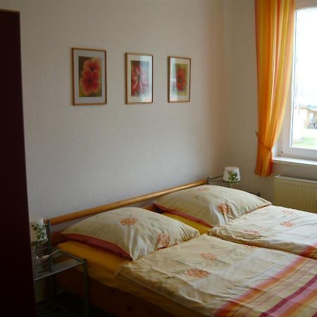 Uns Luett Wohnung Nossentiner Huette Extérieur photo