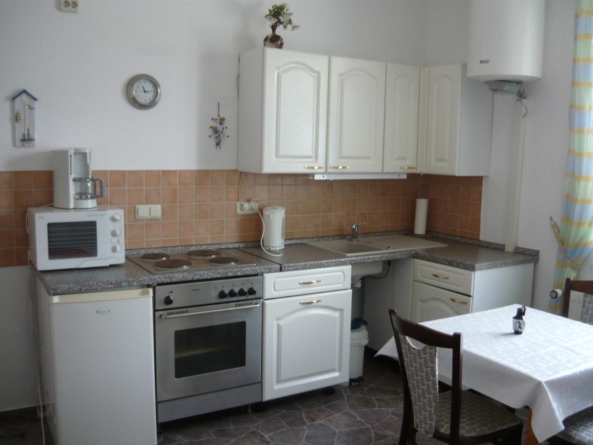 Uns Luett Wohnung Nossentiner Huette Extérieur photo